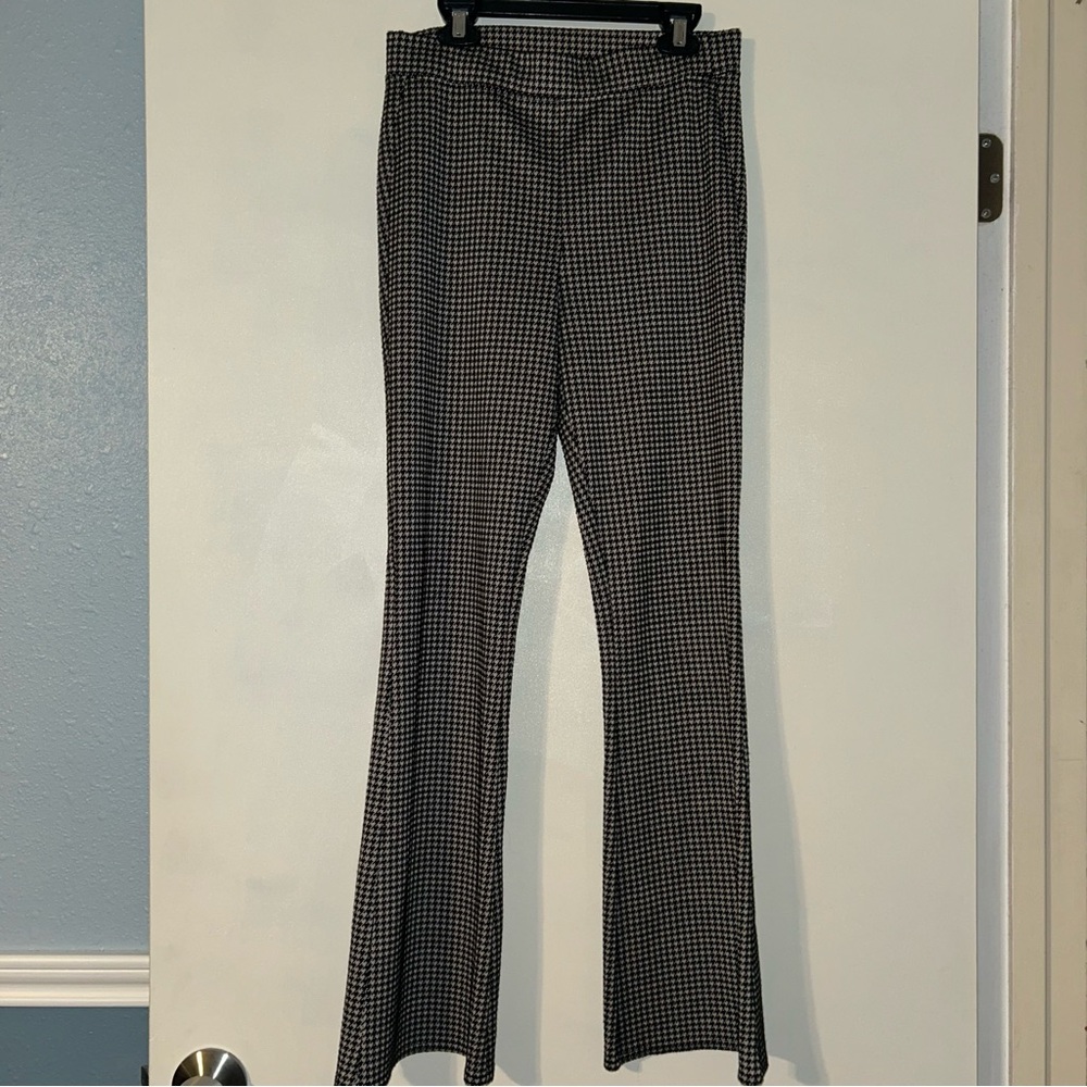 Abercrombie Kids Black and Grey Patterned Flare Pants